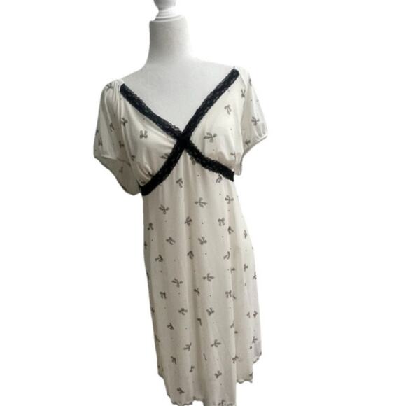 Torrid Mesh Babydoll Mini Dress Plus Sz 2 Lace Polka Dot & Bows Whisper White - Picture 3 of 14
